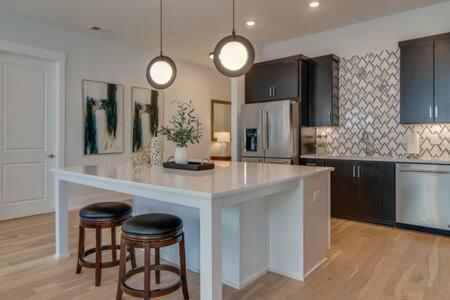 The Briar - Luxurious Condo Near Vanderbilt, Nashville Exteriér fotografie